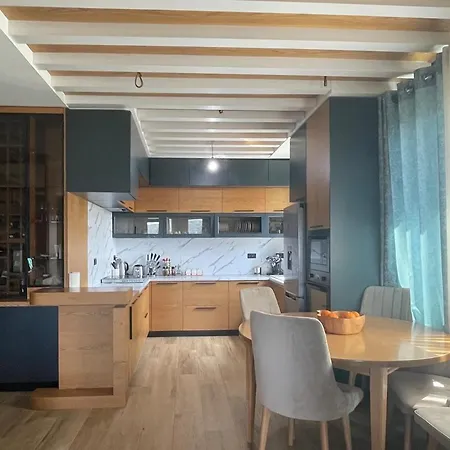 Hans & Hanna's ヴィラ Tepelenë