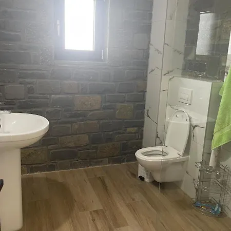 Hans & Hanna's Villa Tepelene